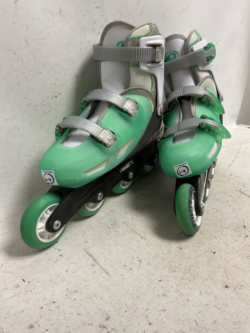 Vist Large View of Product Image Which is Used RollerDerby V500 TECH ADJ 6-9 Senior Rec Fitness Skates Green Adjustable