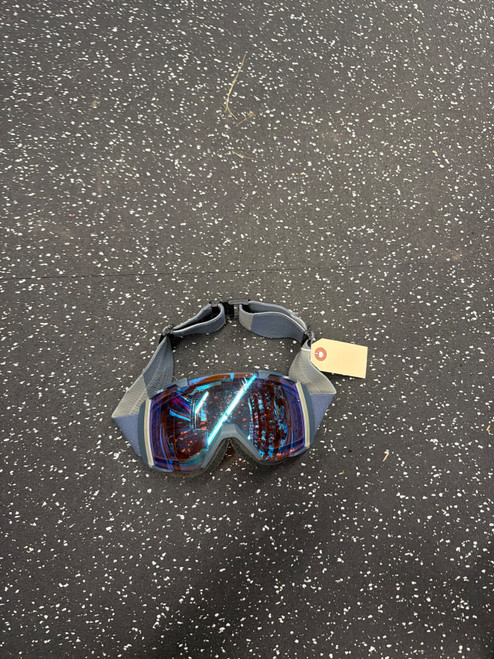Vist Large View of Product Image Which is Used Smith Snow Goggles Adult None