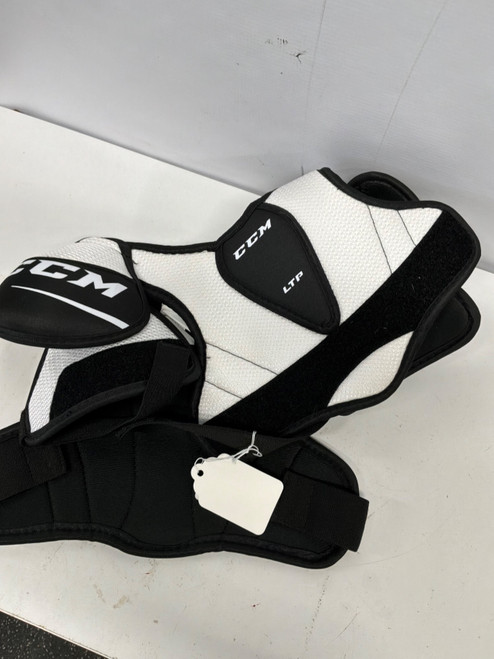Vist Large View of Product Image Which is Used CCM LTP Youth Shoulder Pads XS