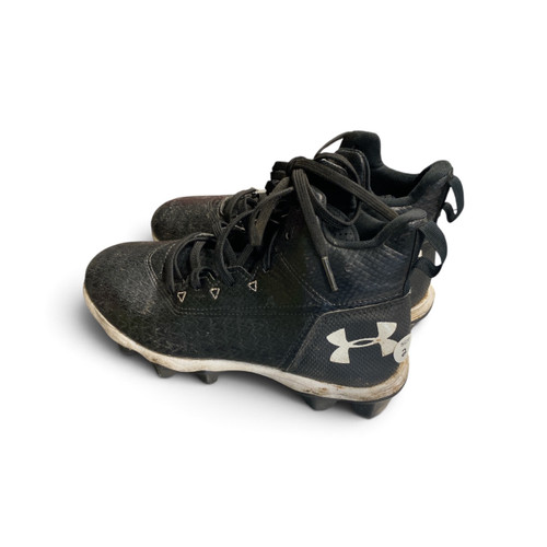 Vist Large View of Product Image Which is Used Under Armour Jr FB Cleats Black Junior 02