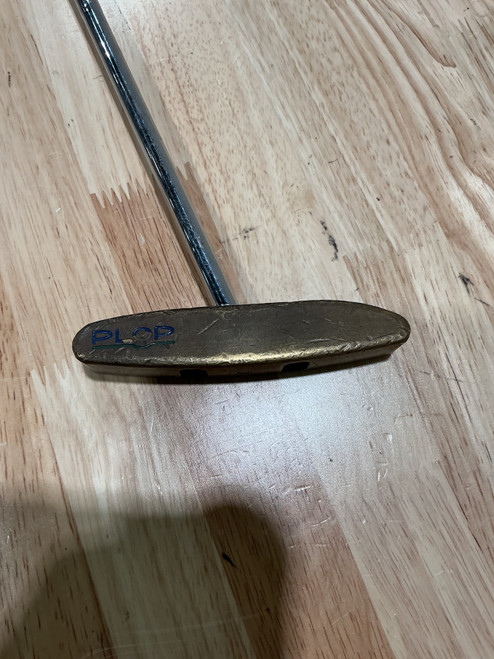 Vist Large View of Product Image Which is Used Plop Mens Putter RH