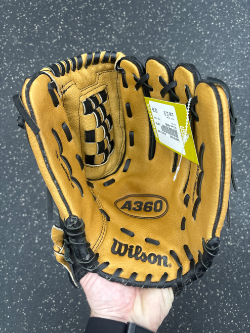 Vist Large View of Product Image Which is Used Wilson A0380 BB/SB Glove RH Throw Brown 12"