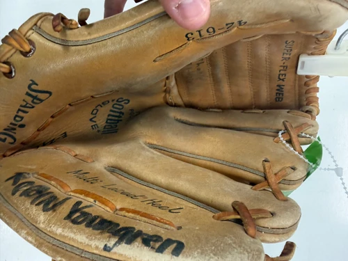 Vist Large View of Product Image Which is Used Spalding EZ FLEX GLOVE BB/SB Glove RH Throw Brown 11 3/4"