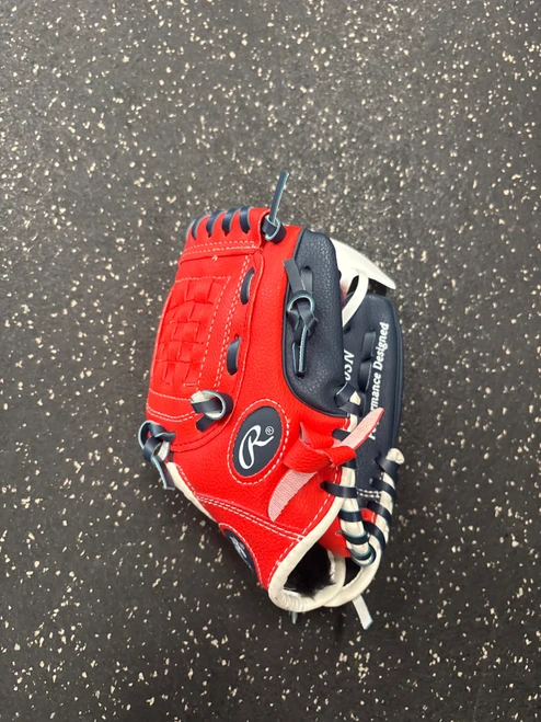 Vist Large View of Product Image Which is Used Rawlings PL90SN BB/SB Glove RH Throw Red 9"