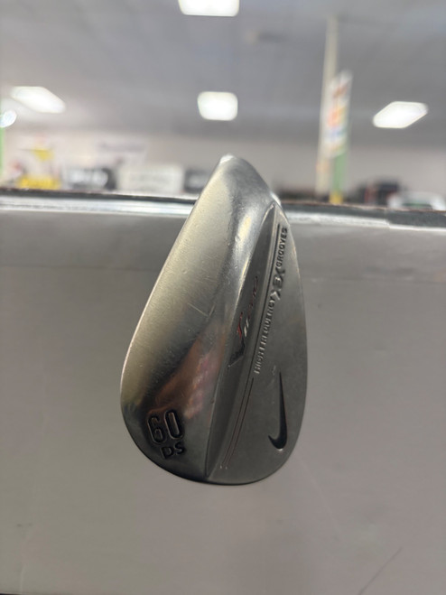 Vist Large View of Product Image Which is Used Nike VR PRO Golf Wedge Mens RH 60 Degree