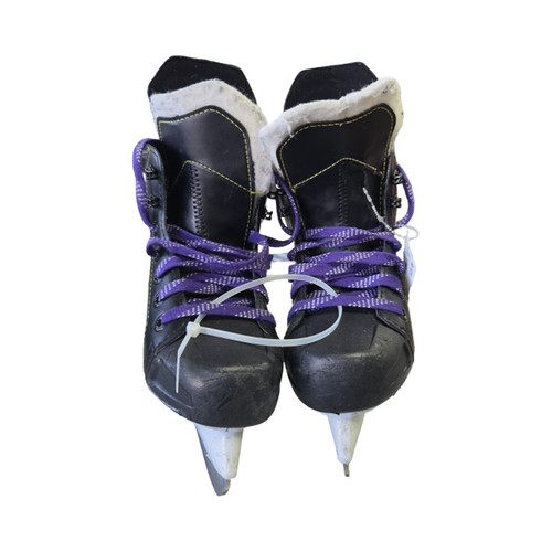 Vist Large View of Product Image Which is Used CCM TACKS AS 550 SKATE SZ 13Y Youth Hockey Skate Youth 13.0
