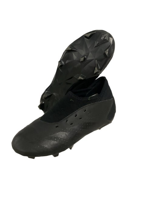 Vist Large View of Product Image Which is Used Adidas PREDATOR Soccer Cleats Black Junior 02