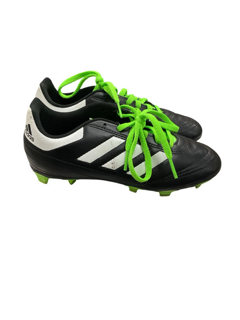 Vist Large View of Product Image Which is Used Adidas Soccer Cleats Black Junior 02.5