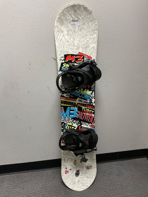Vist Large View of Product Image Which is Used M3 DISCORD Boys Board/Binding White 125 cm