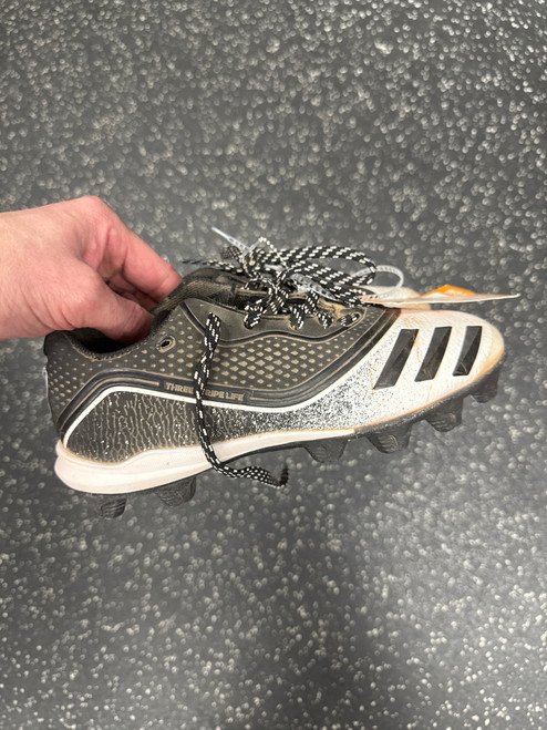 Vist Large View of Product Image Which is Used Adidas 3 STRIPE LIFE BB/SB Cleats Black Junior 03