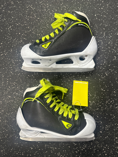 Vist Large View of Product Image Which is Used Graf SUPRA G4500 Junior Goalie Skate Junior 03.5 10558-S000205416