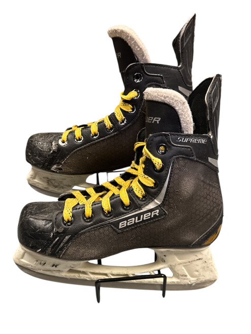Vist Large View of Product Image Which is Used Bauer SUPEME ONE04 Senior Hockey Skate Senior 4