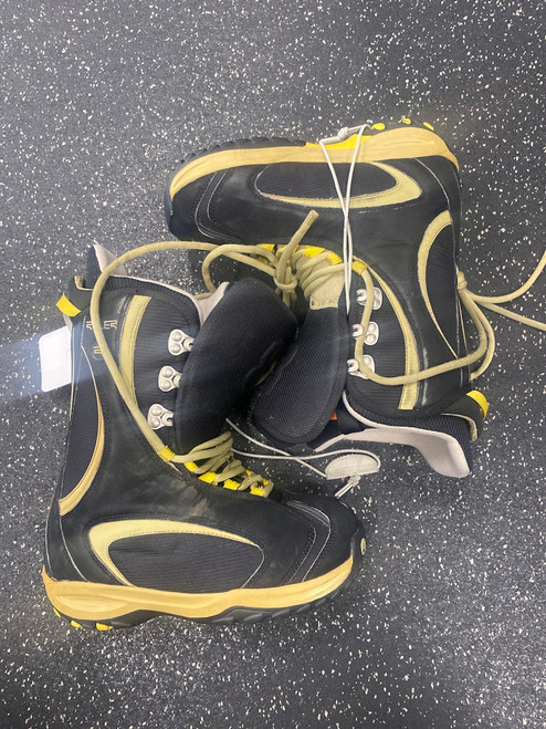 Vist Large View of Product Image Which is Burton Snowboarding Women's Snowboard Boots