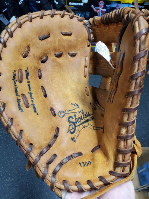 Vist Large View of Product Image Which is Used SHOELESS JANE 1300 BB/SB Catchers LH Throw Brown 28"