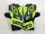 Used Umbro GOALIE GLOVES SIZE 6 Soccer Goalie Gloves Kelly green 6 11752-S000067132 View 1
