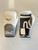 Used Everlast Boxing Gloves White LG 11860-S000306783 View 2