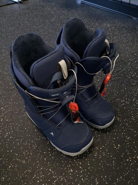 Used DBX DBX Mens Snowboard Boots Black Senior 7