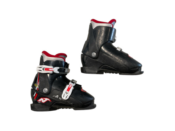 大注目 Used W06.5 - J05.5 - MP 235 Black Boot Ski DH Boys TJ GP Nordica スキー