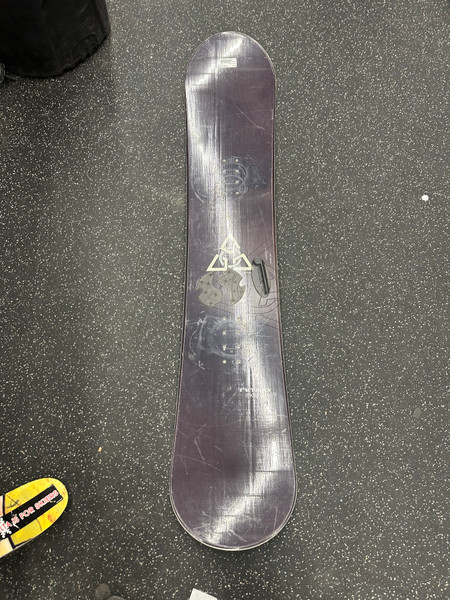 BURTON バートンスノーボードセット　CHARGER 142cm BURTON バートンスノーボードセット CHARGER 142cm