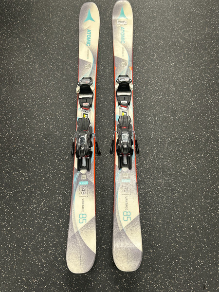 くぅさん専用！！ROSSIGNOL Temptation 74 pro Rossignol Temptation 74 Skis + WTPI²/Saphir 90 Bindings