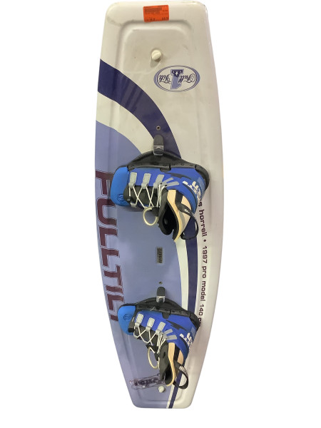 Used O'Brien VIXEN 132 Wakeboard Cardinal And White 132 cm
