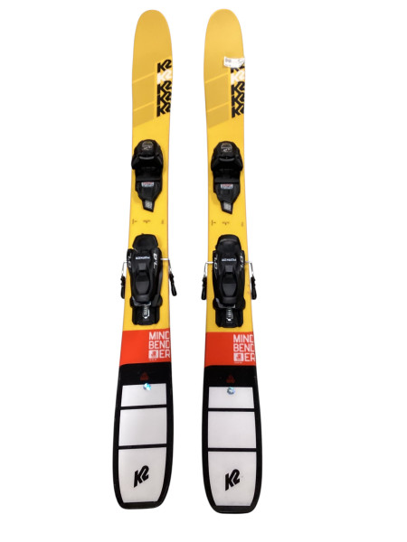 Salomon Max JR スキー 130cm ポール付き Salomon Max JR スキー 130cm ポール付き