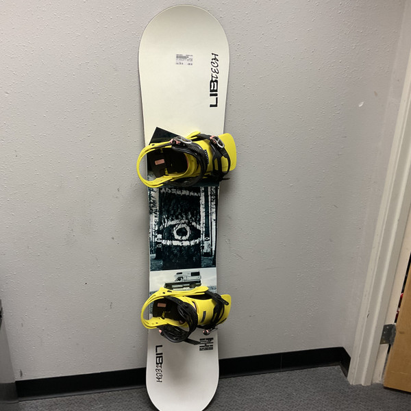 超美品 2点セット SAVANDER BOWBAR 143cm BURTON Burton Family Tree 3D Channel Surfer Flat Top Snowboard