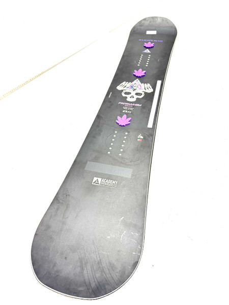 Used Salomon SALOMON ASSASSIN 153 Mens Snowboard Only None 153 cm