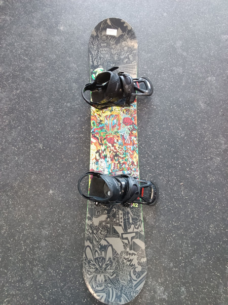 Used Burton CLASH Mens Board/Bindings Black 158 cm