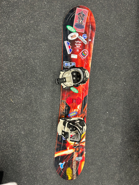 Used Burton PROCESS 152 FLYING V W CARTEL LG BINDING Mens Board