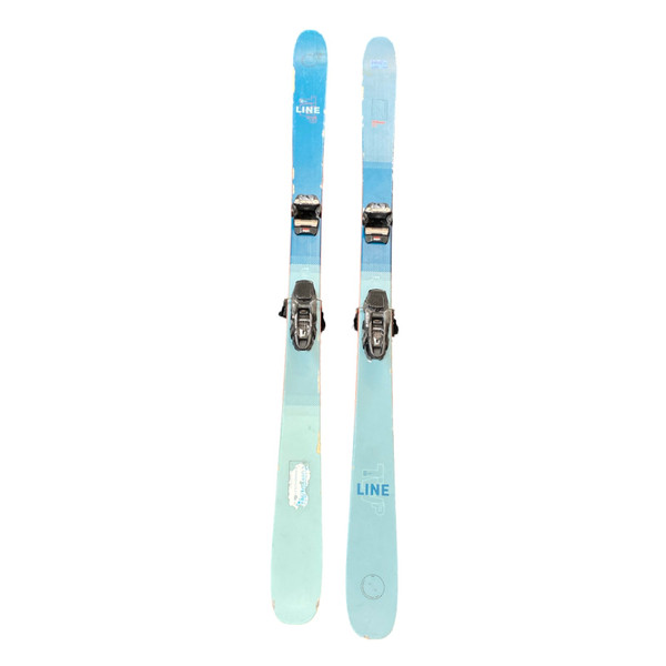 Lyže ATOMIC/SAVOR 5-WHITE(158cm) スキー板 美品 ATOMIC SAVOR Lyže ATOMIC/SAVOR 5-WHITE(158cm) スキー板 美品 ATOMIC SAVOR