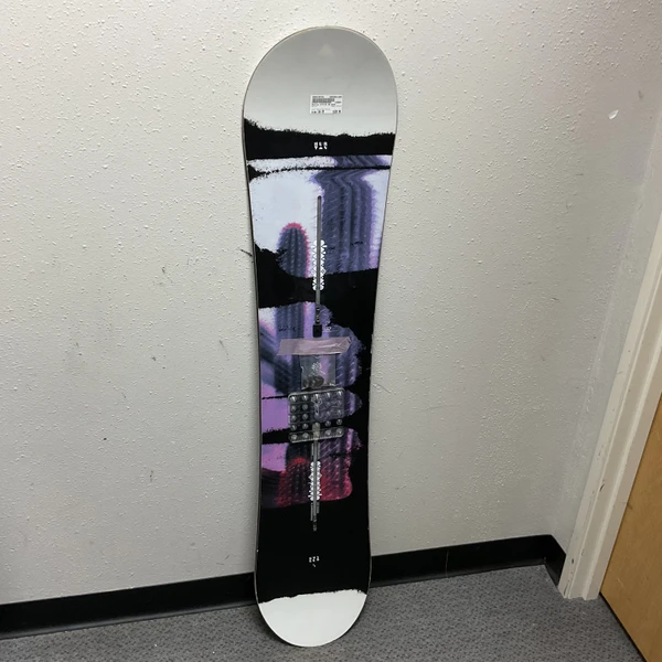 Used Burton GENIE Womens Snowboard Only Black 145 cm