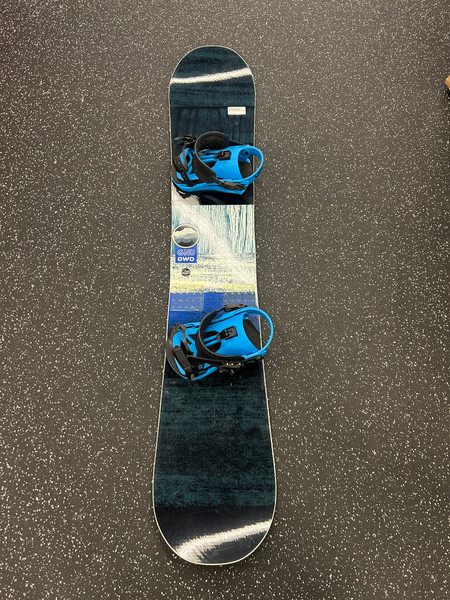 Used Burton CLASH Mens Board/Bindings Navy Blue 151 cm Used Burton CLASH Mens Board/Bindings Navy Blue 151 cm