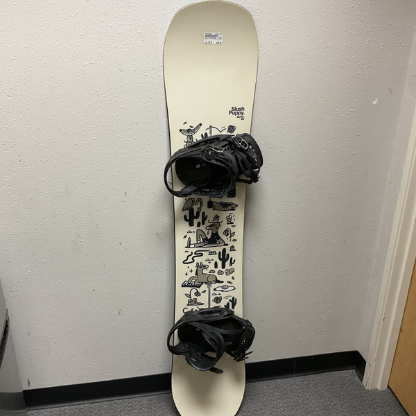 Used Burton CUSTOM FLYING V/BURTON CARTEL BINDING Mens Board