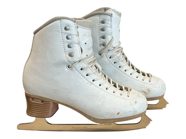 Used Jackson FREESTYLE JACKSON ASPIRE XP WomensFigure Skate White