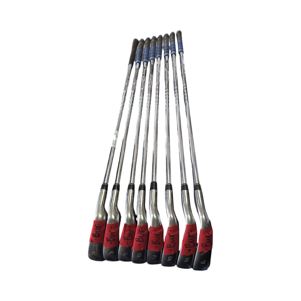 Titleist MB 712 Iron Set – 7 Clubs 4-PW, Stiff Flex Dynamic Gold