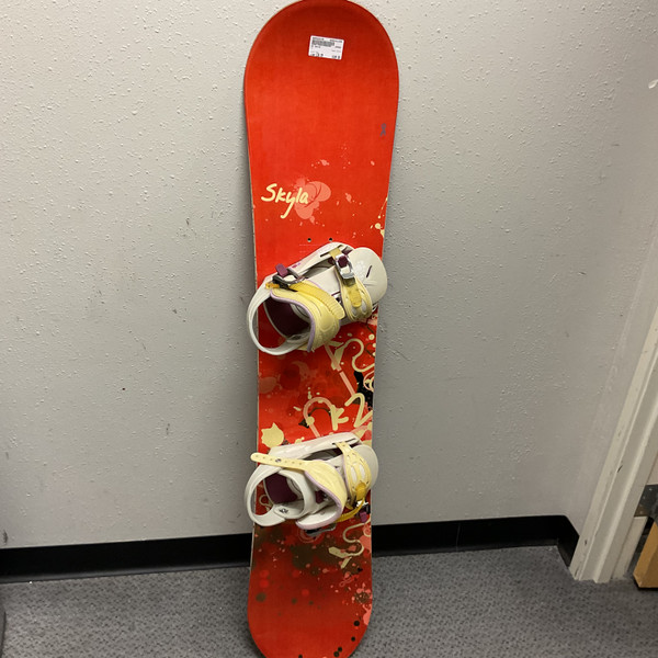 burton ginger snowboard 130 Kids' Custom Smalls 2026 The kids Burton Custom Smalls Snowboard is a highly Burton Ginger