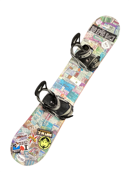 Used Burton FEATHER Womens Board/Bindings Black 144 cm Used Burton FEATHER Womens Board/Bindings Black 144 cm
