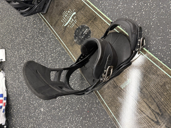 Used Burton CUSTOM FV62 Mens Board/Bindings Black 162 cm