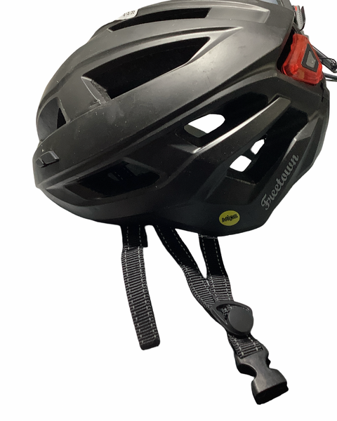 Used Bell ADRENALINE HELMET Bike Helmet Black Fits all Used Bell ADRENALINE HELMET Bike Helmet Black Fits all