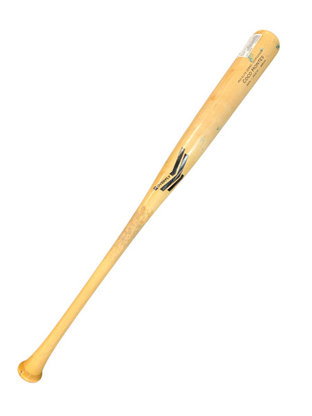 Used Victus TATIS 23 BB/SB Wood Bat Black 33