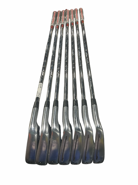 Used Titleist 690 MB FORGED Mens Iron Set RH 4I-PW