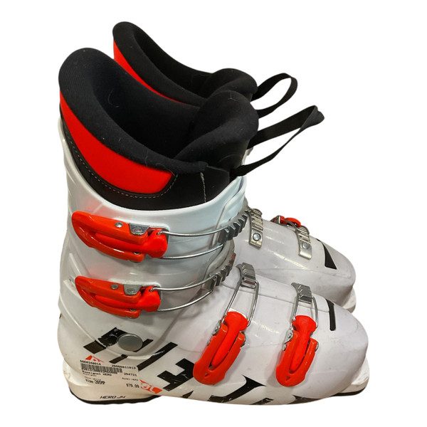 salomon divine rs 7 ski boots Set your sights on an aggressive slope and let the Salomon Divine RS CF ski boots help you master the skills to ski it like a proSalomon Divine RS CF Ski Boot Womens Specs Second Skin Last envelops the foot with a performance anatomic fit so every bit of control pressure is transferred to the ski Spaceframe Shell Profile with multilayer construction and precise wall thicknesses optimizes feeling performance and energy transmission Thinwall construction of the Second Skin Shell creates a light sensitive boot providing superior fit and feel Energyzer shell reinforcement provides a progressive and responsive flex Bimaterial polyurethane shell accommodates easy entry excellent foot envelopment and progressive flex Soft 2D Sensifit material over the forefoot and up the front of the shell enhances comfort and ease of entry My Customfit Sport liner featuring a layer of conformable foam customizes the fit along the front of the ankle Biovent liner technology employing layers of mesh foam and insulation effectively transfers moisture away from feet Liner captures 30 to 50 more water than a standard liner thereby keeping feet dry and warm Womenspecific liner features faux fur fleece lining and an upper cuff shaped to accommodate womens calf muscles Loop on tongue aids pulling the boot on and taking it off A simple turn of a screw frees up 1cm of extra room around the cuff Microadjustable aluminum buckles let a woman tailor boot snugness for comfort and performance Toolfree catches are quickly adjusted to fit various ankle widths Ski Boots Salomon DIVINE RS