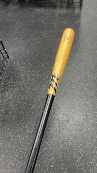 Used SAM BAT CM1 RIDEAU CRUSHER BB/SB Wood Bat 33