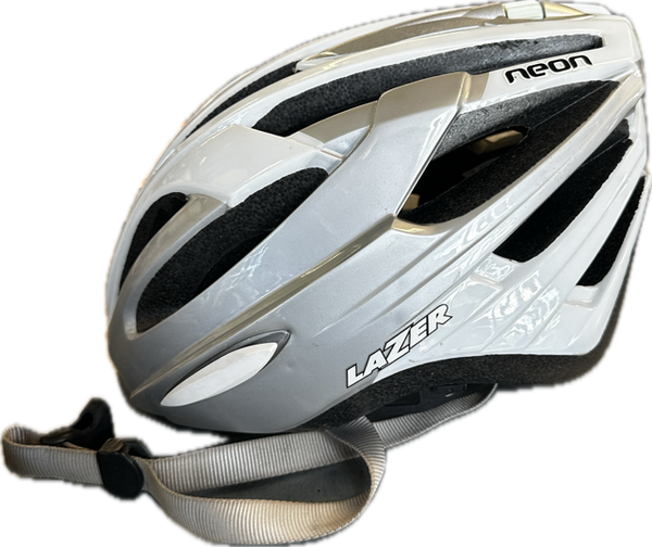 bike bug helmets SkullStinger | Cycling Helmet Cover for Bicycle | Keeps Bees and Bugs Out of Helmet While modern cycle helmets are brilliant at promoting cool airflow Has anyone found a bug