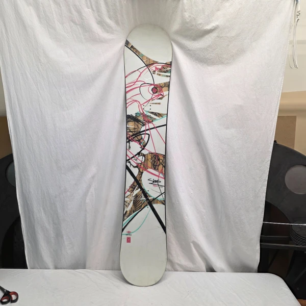 Used Burton CUSTOM Womens Snowboard Only Vegas Gold 151 cm