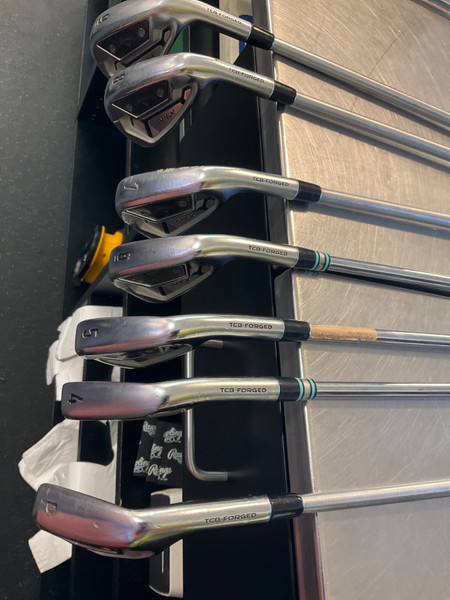 Used Ping G710 Mens Iron Set RH 5I-GW/AW