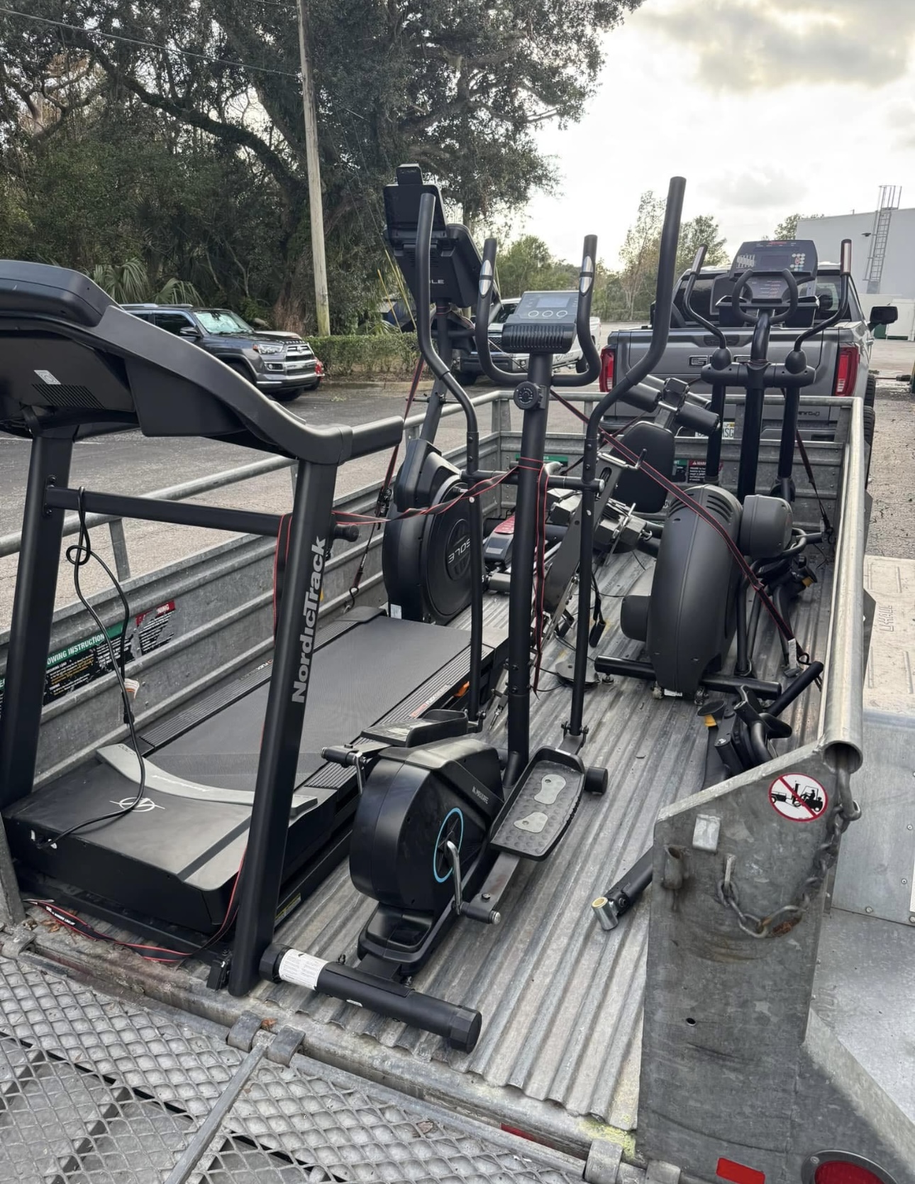 Sports equipment pickup and delivery service