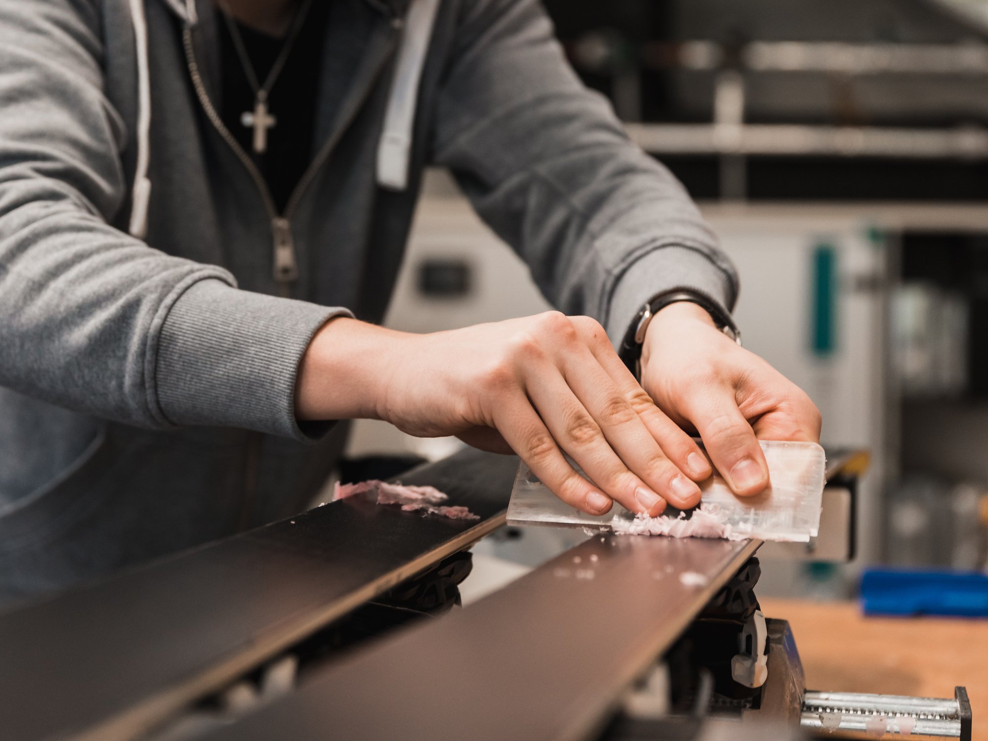 SkiandSnowboardService