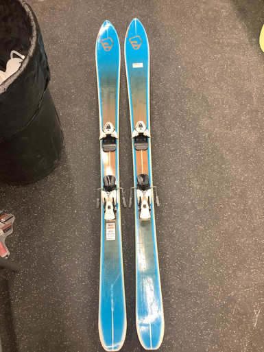 gert haucke , Peter Heeckt - Papa, Charly Hat Gesagt... 2 - Philips Shimano Stella SW 8000 Model:5000XH Skis d'occasion : Skis junior d'occasion : Piste polyvalent